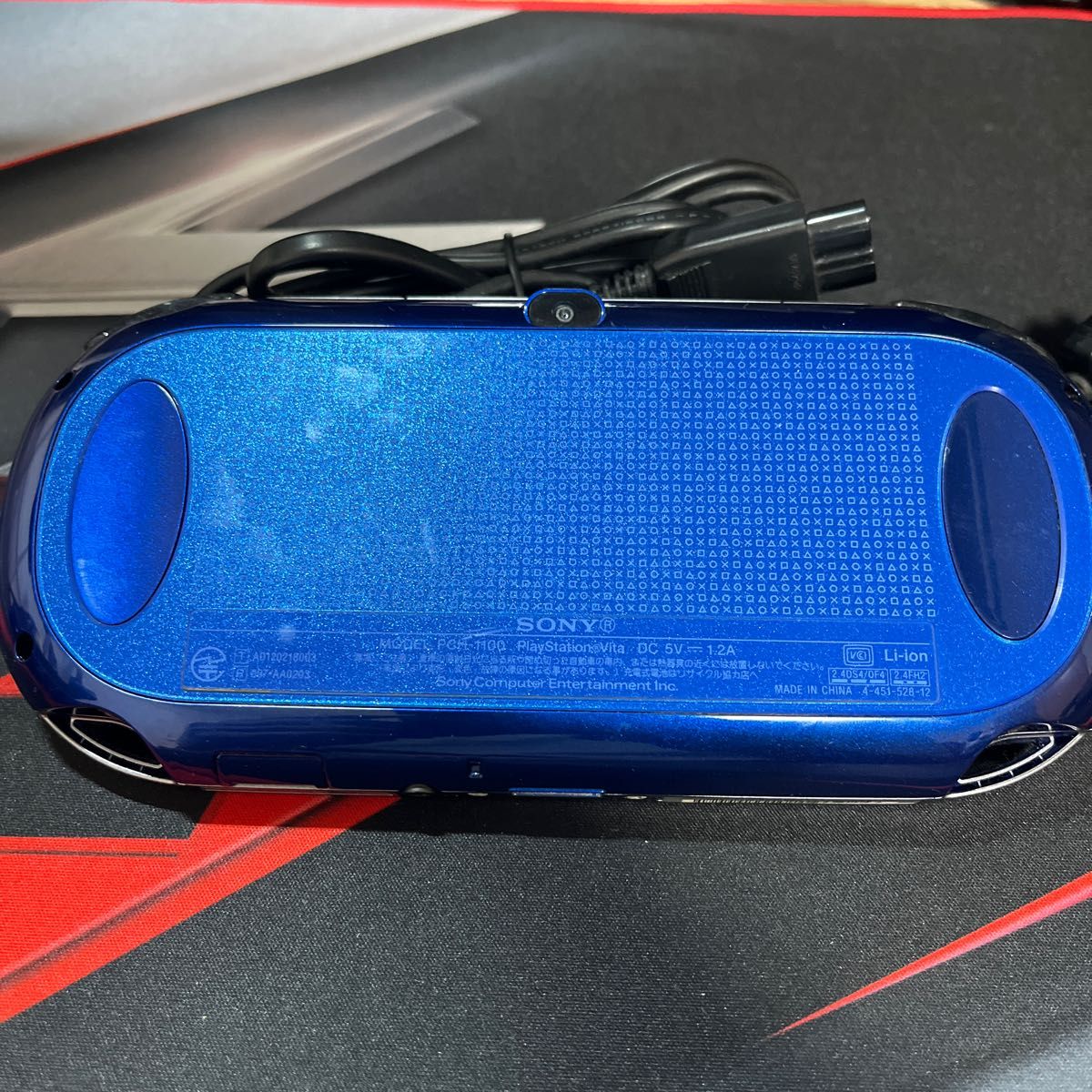 美品 PS Vita PCH-1100 サファイアブルー 初回限定版 スーパー 美品 PS Vita PCH-1100 サファイアブルー 初回限定版 スーパー