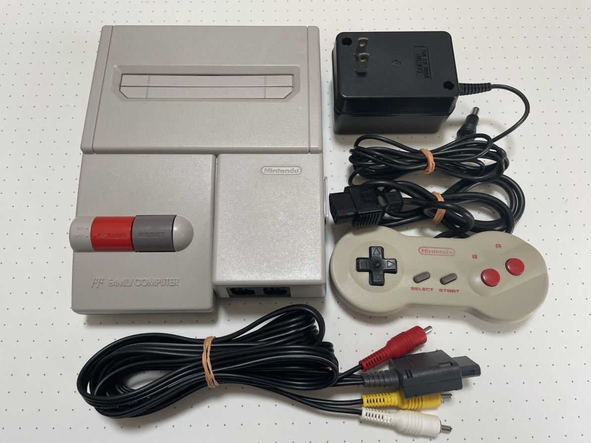 FC NES 美品 NEW FAMICOM ニューファミコン FAMILY COMPUTER ファミリーコンピュータ Nintendo 動作確認済 除菌清掃済 ソフト同時購入歓迎_画像1