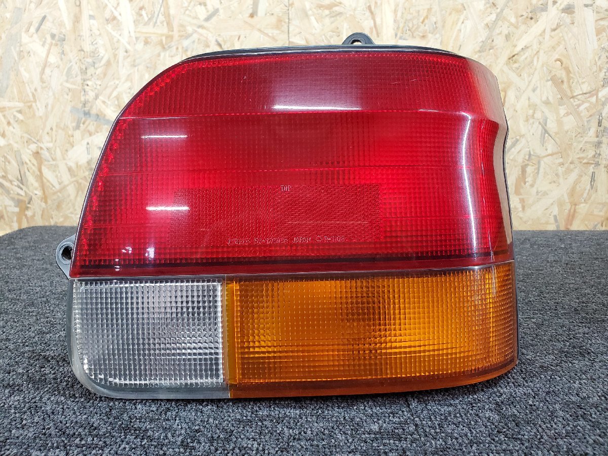 EL55 Toyota Corsa tail lamp left right set 81550-16500 81560-16540 # original Koito 16-123 #[book@6]