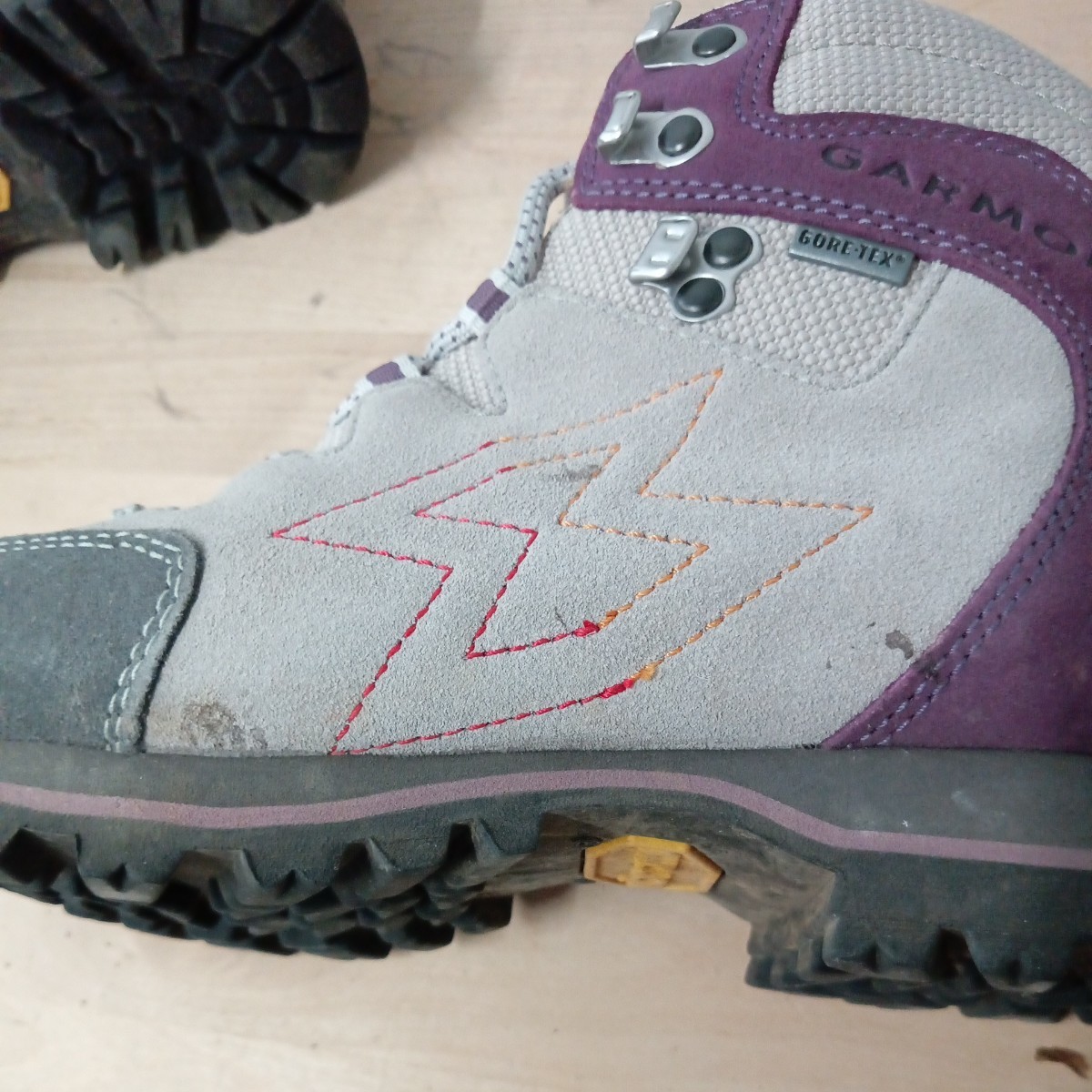 アンブラ GTX Women’s　GARMONT(ガルモント　vibram 登山靴 トレッキングシューズ 23cm_画像4