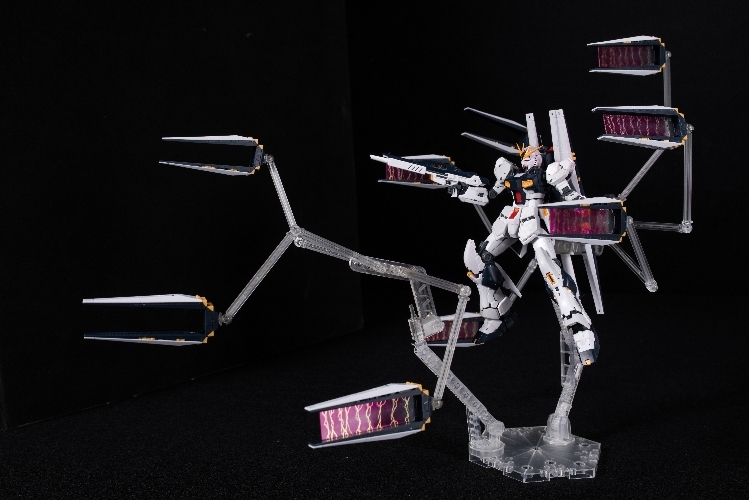 【EffectWings/EW】1/144 RG RX-93 νガンダム用 拡張フィンファンネル 特典付き プラモデル 未組立 新品_画像7