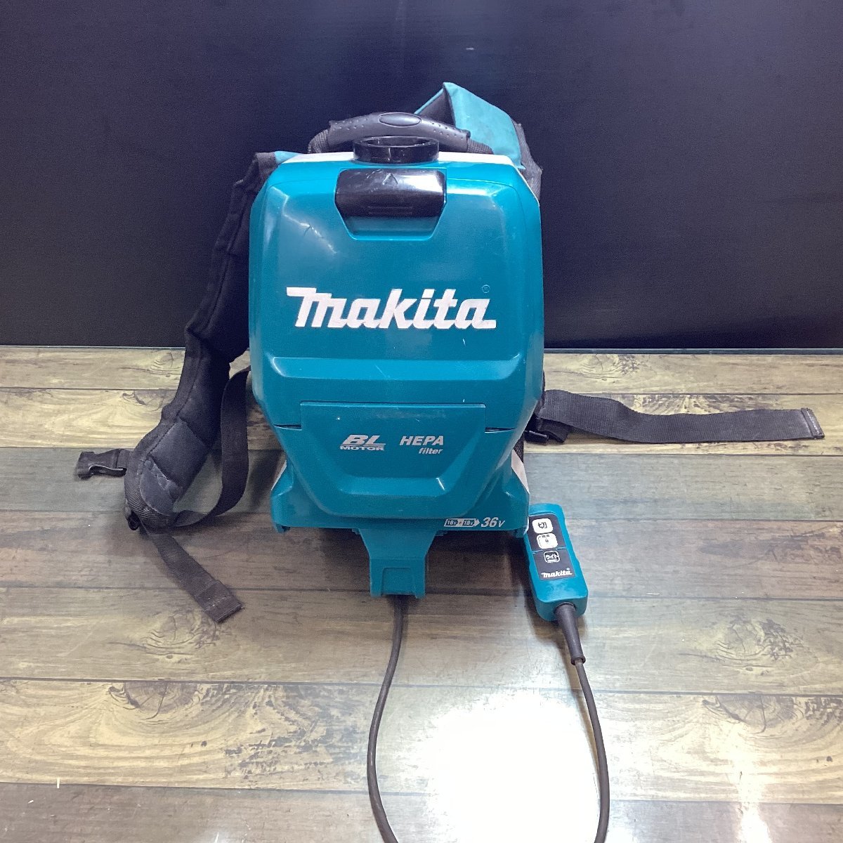 流行に 【中古品】 マキタ(makita) コードレス背負式クリーナー