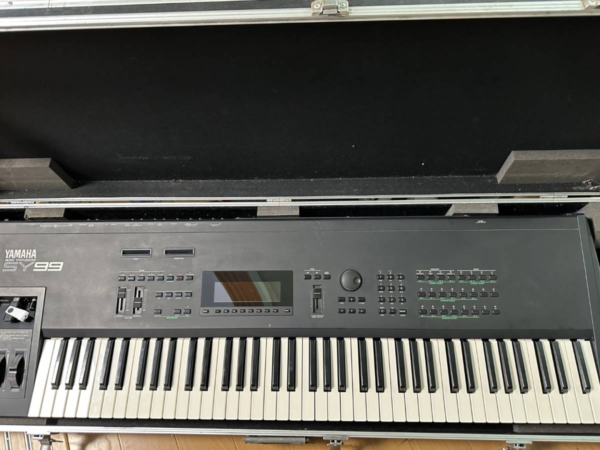 Yahoo!オークション - 即戦力のおまけ付き 名機 YAMAHA SY99 Yahoo!オークション - 即戦力のおまけ付き 名機 YAMAHA SY99