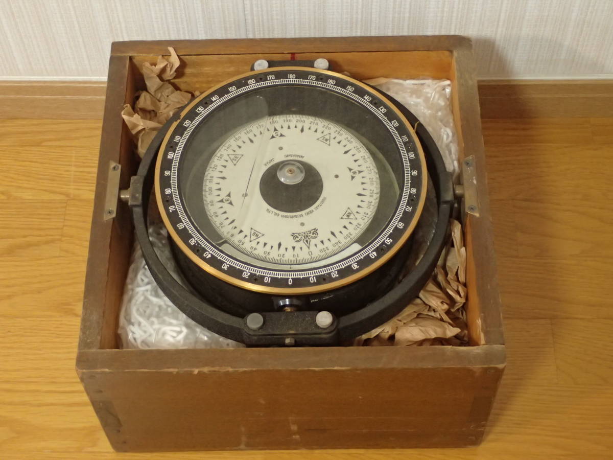 BV-513 羅針盤 コンパス 方位磁石 アンティーク インテリア 木箱付き 36.0cmX36.0cm 26.0cm