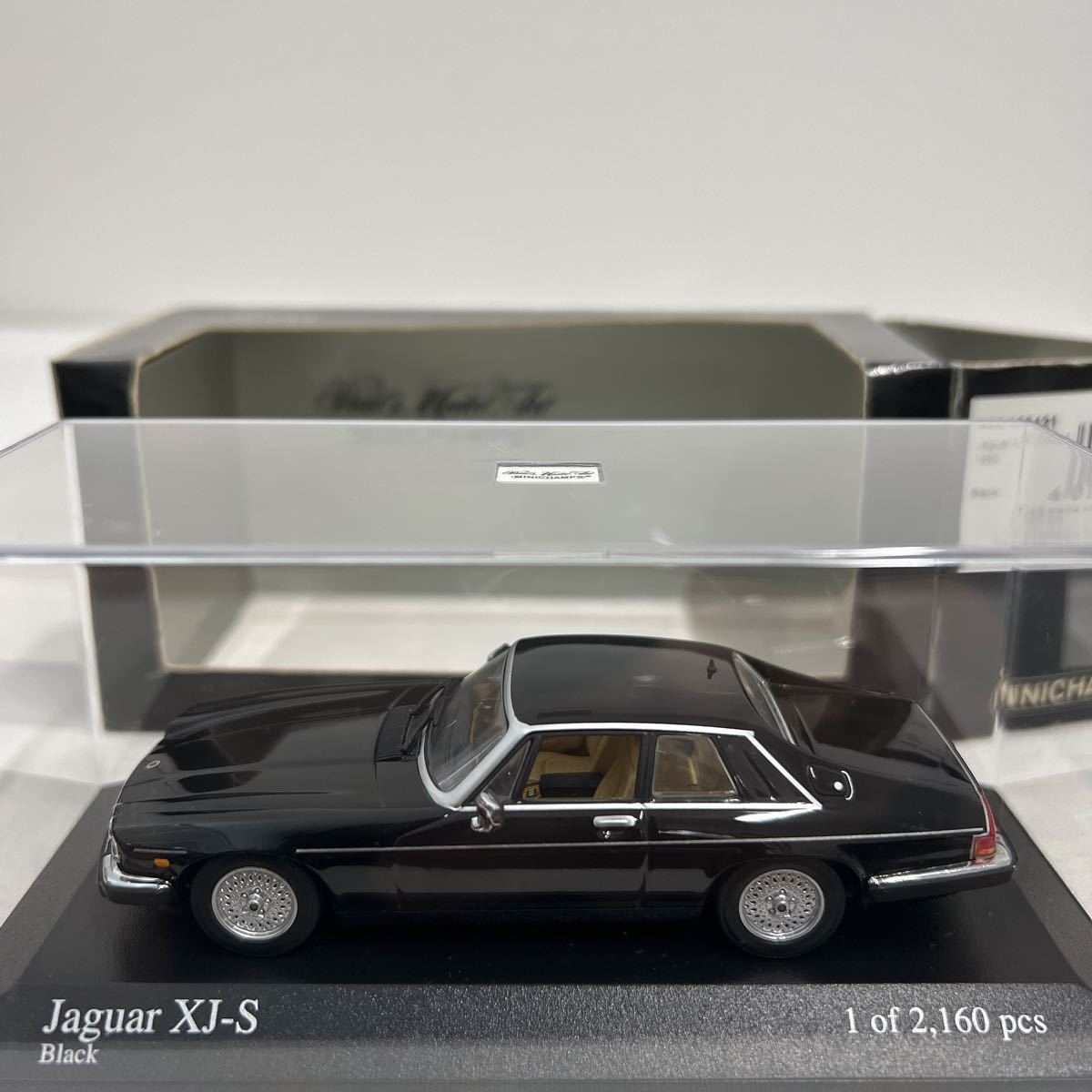 MINICHAMPS 1/43 Jaguar XJ-S Coupe 1980年 Black ミニチャンプス ジャガー XJ S クーペ ブラック ミニカー モデルカー_画像6
