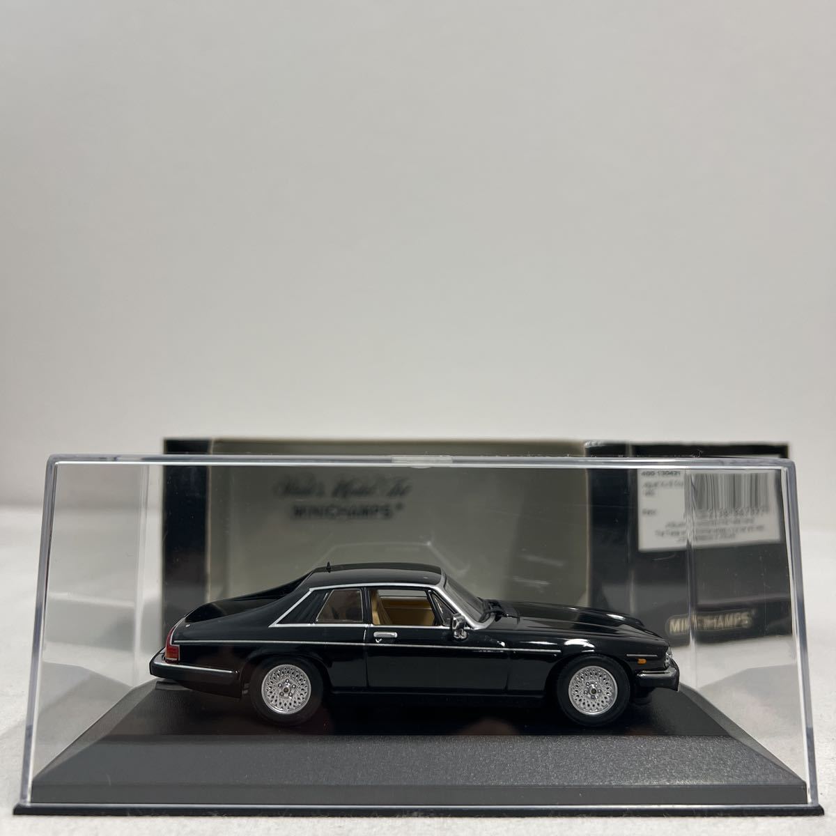 MINICHAMPS 1/43 Jaguar XJ-S Coupe 1980年 Black ミニチャンプス ジャガー XJ S クーペ ブラック ミニカー モデルカー_画像8