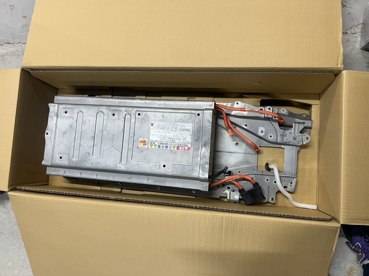 プリウス ZVW30 前期 ハイブリッドバッテリー G9510-47062 ジャンク品