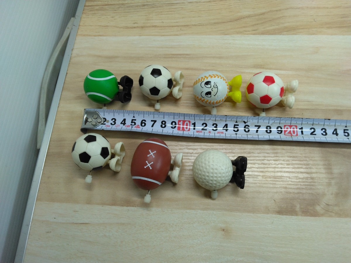 当時物　昭和レトロ　ジャンク　トコトコ　ゼンマイ人形　ボール　まとめて　ヴィンテージ　おもちゃ　玩具　サッカー　野球　ラグビー　Q_画像9