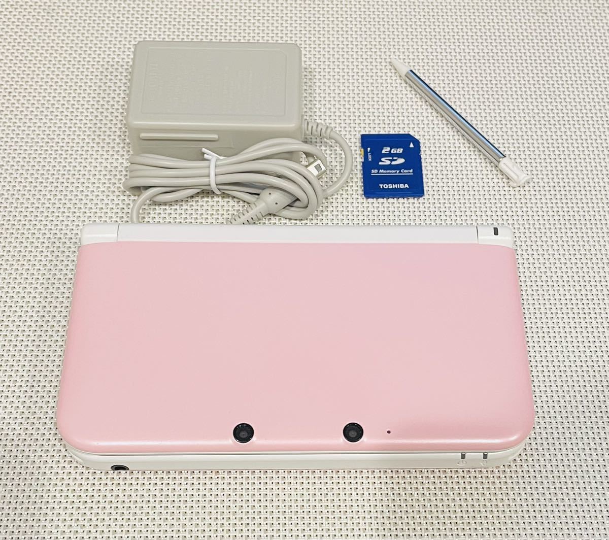 ニンテンドー3DS LL ピンクホワイト 本体動作品 送料無料 付属品付き