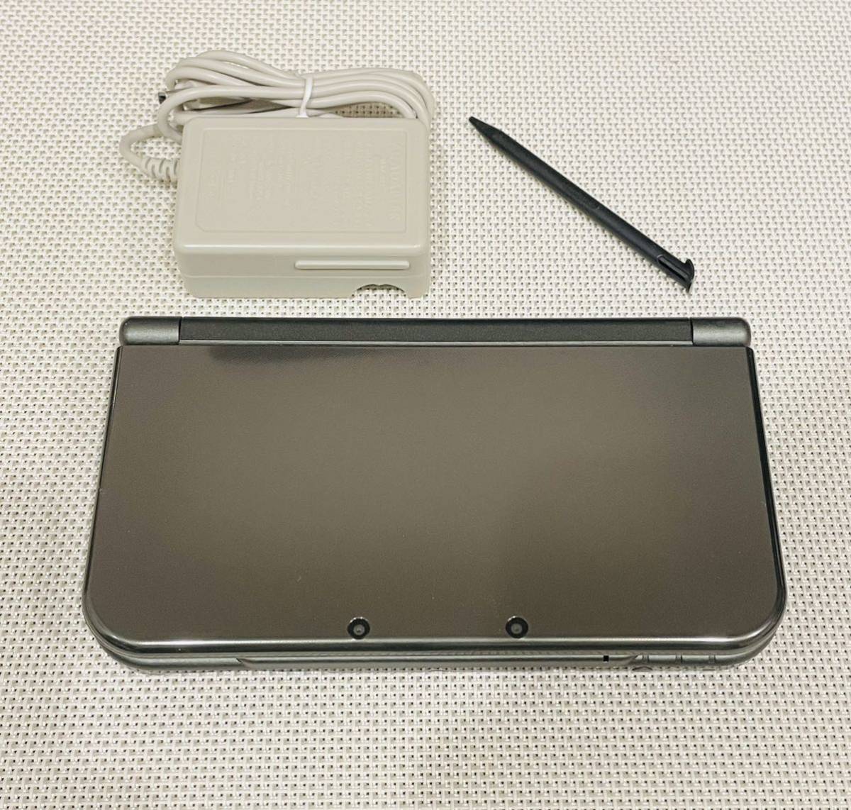 Newニンテンドー3DS LL メタリックブラック 本体動作品送料無料 任天堂3DS Nintendo