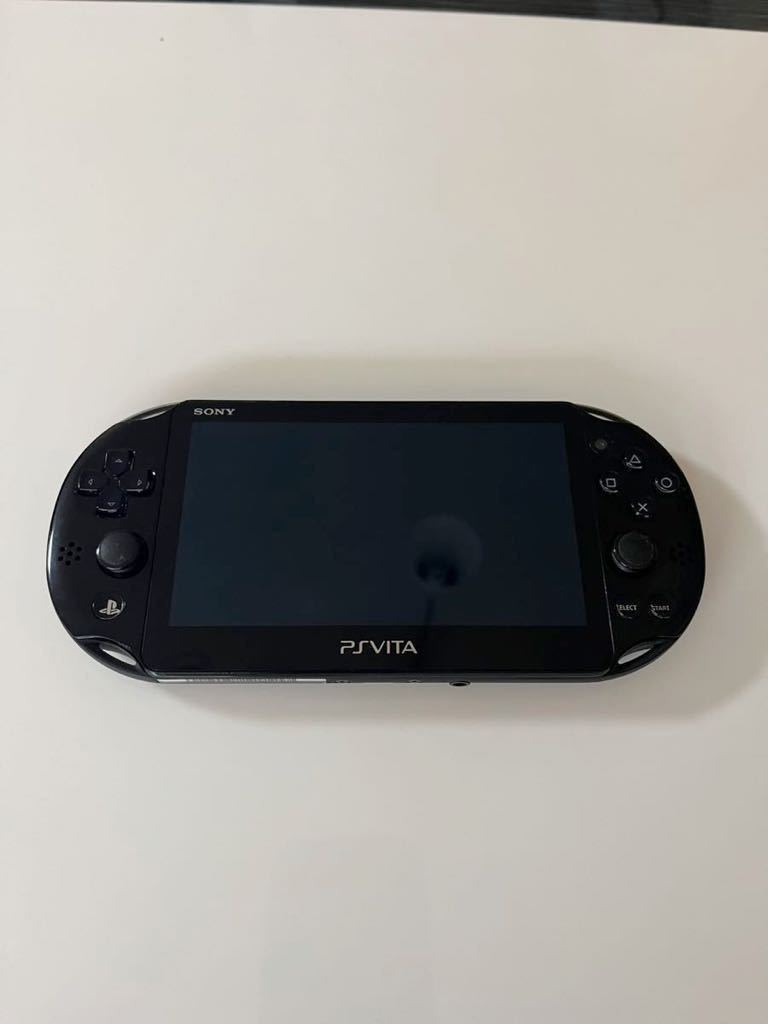 PS Vita PCH-2000 本体 ソフト4本 グリップ-