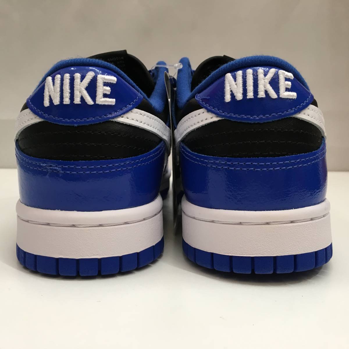 ●古3870　NIKE　ナイキ　スニーカー　ウィメンズ　DUNK LOW ESSENTIAL　ダンク ロー エッセンシャル　US9　26.0㎝　箱・黒タグあり_画像3