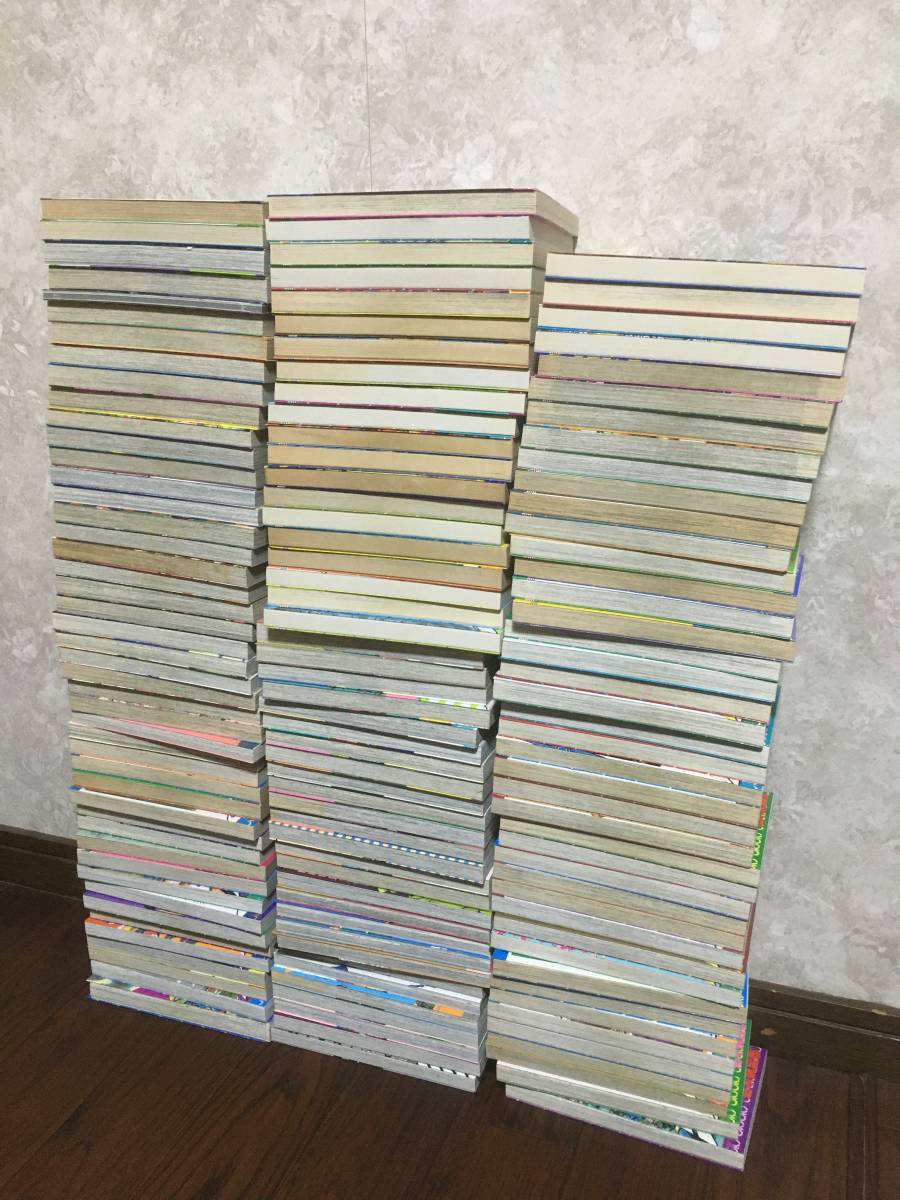 8772円 即決!ジョジョ全巻131冊+岸辺露伴は動かない1〜2巻+ 8772円 即決!ジョジョ全巻131冊+岸辺露伴は動かない1〜2巻+