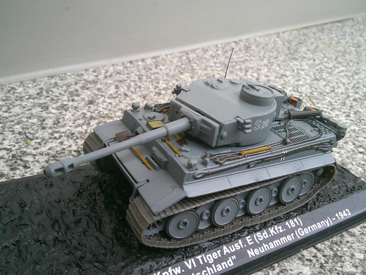 10-90　pz kqfw VI Tiger Ausf.E(sd.kfz.181）13.Pz.Regt.Grossdeutschland　Neuhammer1943　戦闘機　コンバット　平日のみ直取引可_画像3