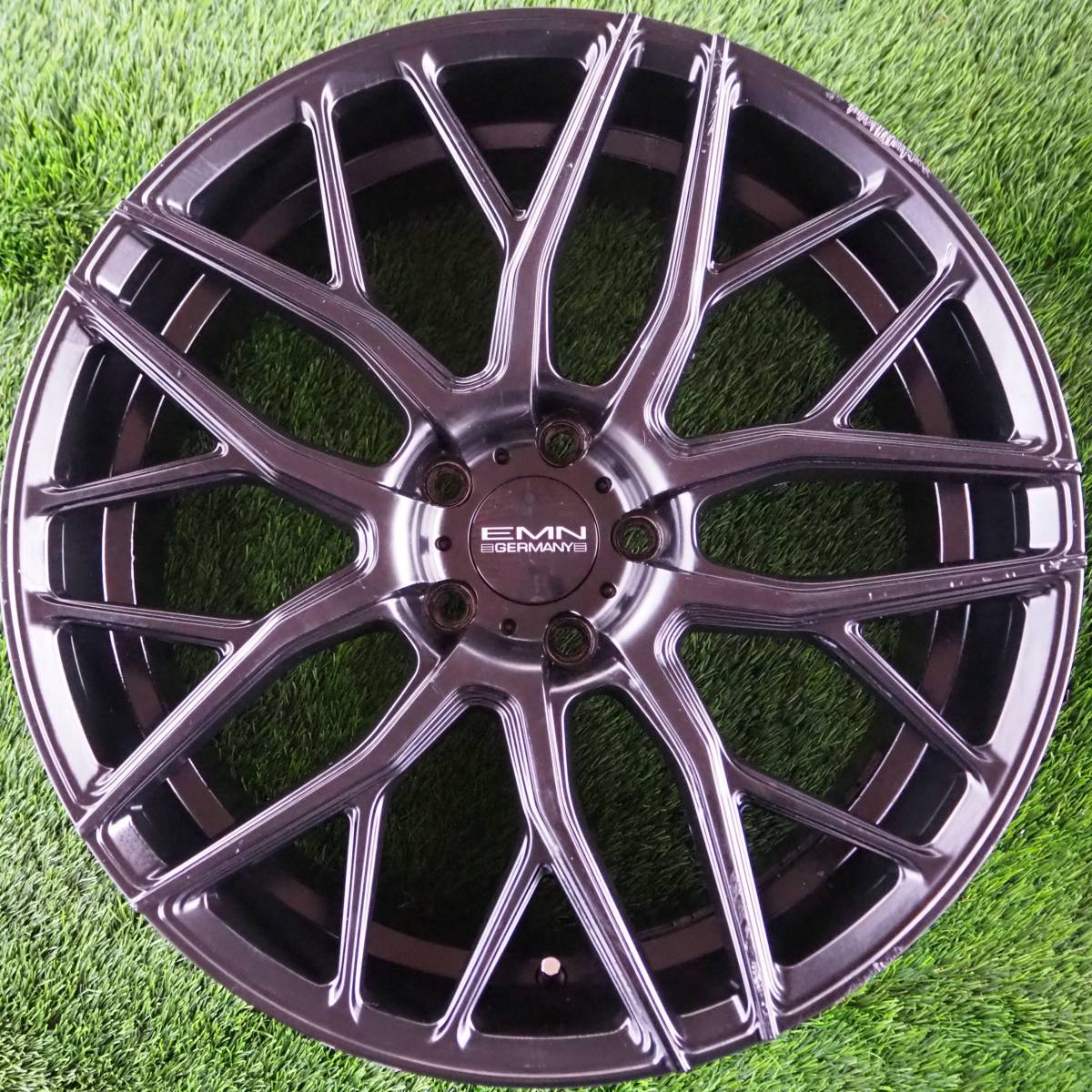 EMN GERMANY 20×8.5J＋35 PCD114.3-5H HUB:約73㎜ ブラック色 社外ホイール4本セット★_画像5