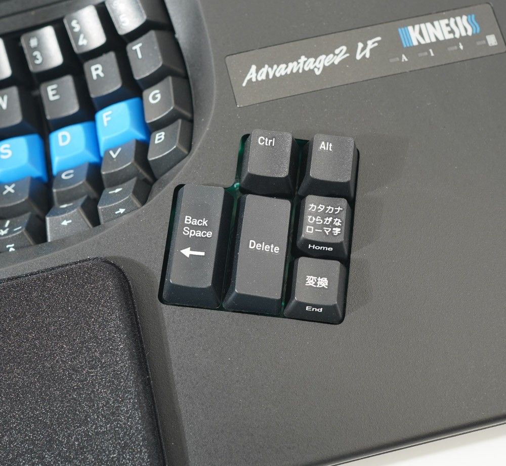 Kinesis Advantage2 キネシスアドバンテージ2 KB600LFQ-JP 日本語配列モデル 赤軸静音タイプ (中古)