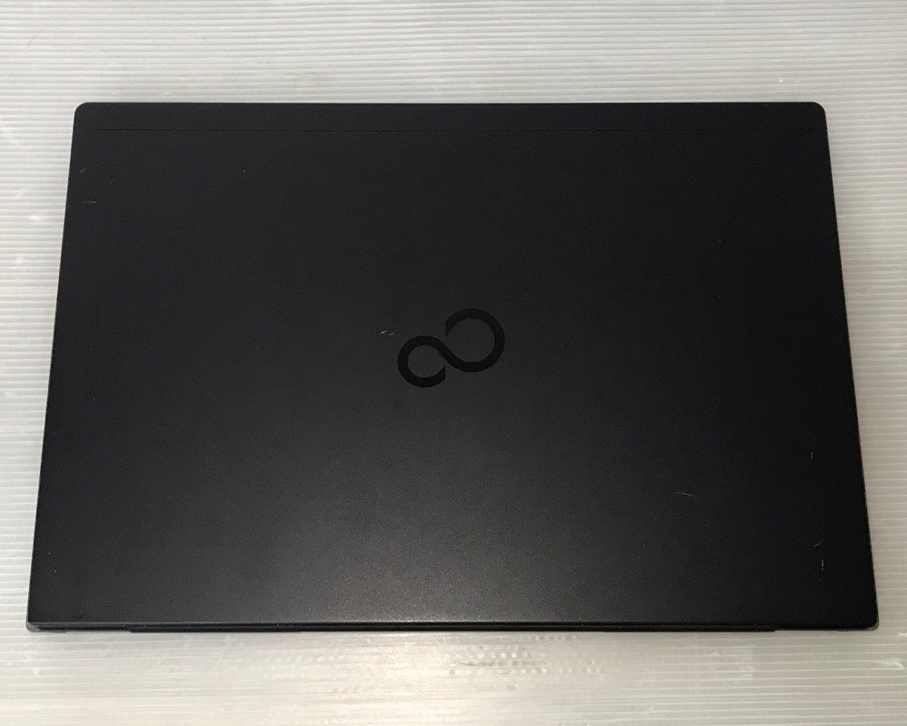 カタログギフトも! フルHD 13.3型 超軽量モバイルノート ○約800g