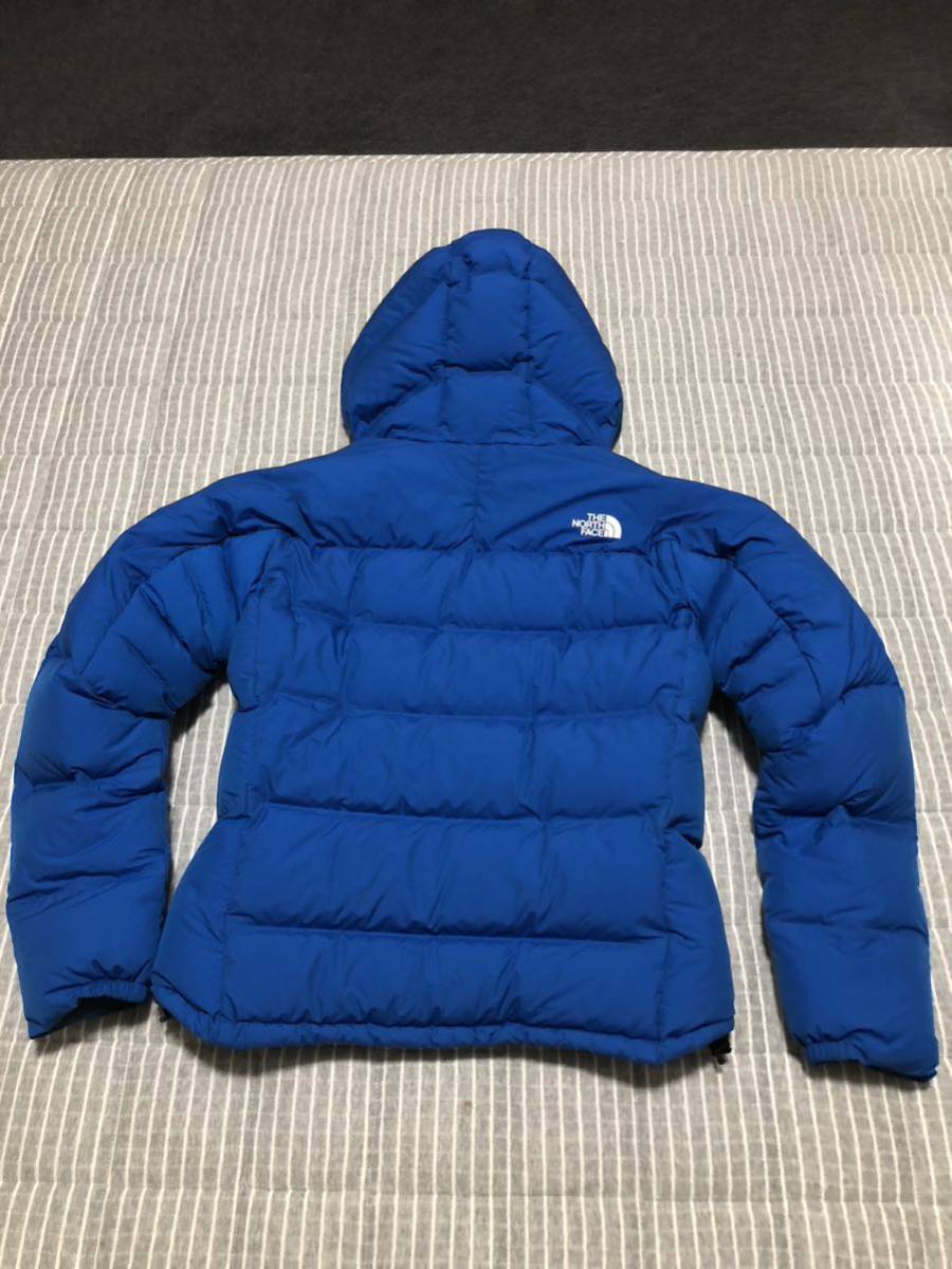 美品 NORTH FACE ヒューズフォーム アコンカグアフーディ ボンバーブルー_画像3