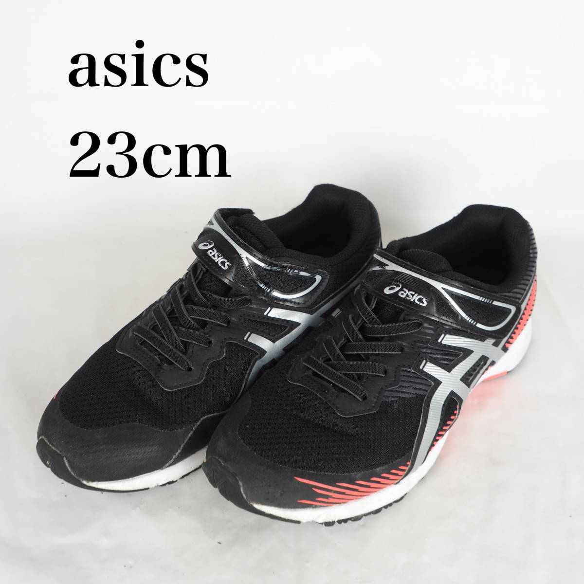 MK2294*asics*アシックス*ジュニアスニーカー*23cm*黒_画像1