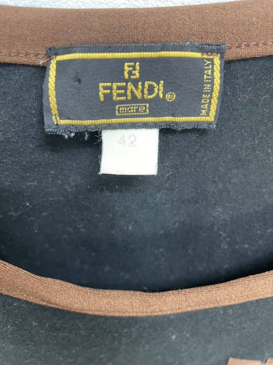 VINTAGE FENDI ヴィンテージ　フェンディ　レディース　ブラック　ロゴデザイン　トップス　半袖　Tシャツ　_画像3