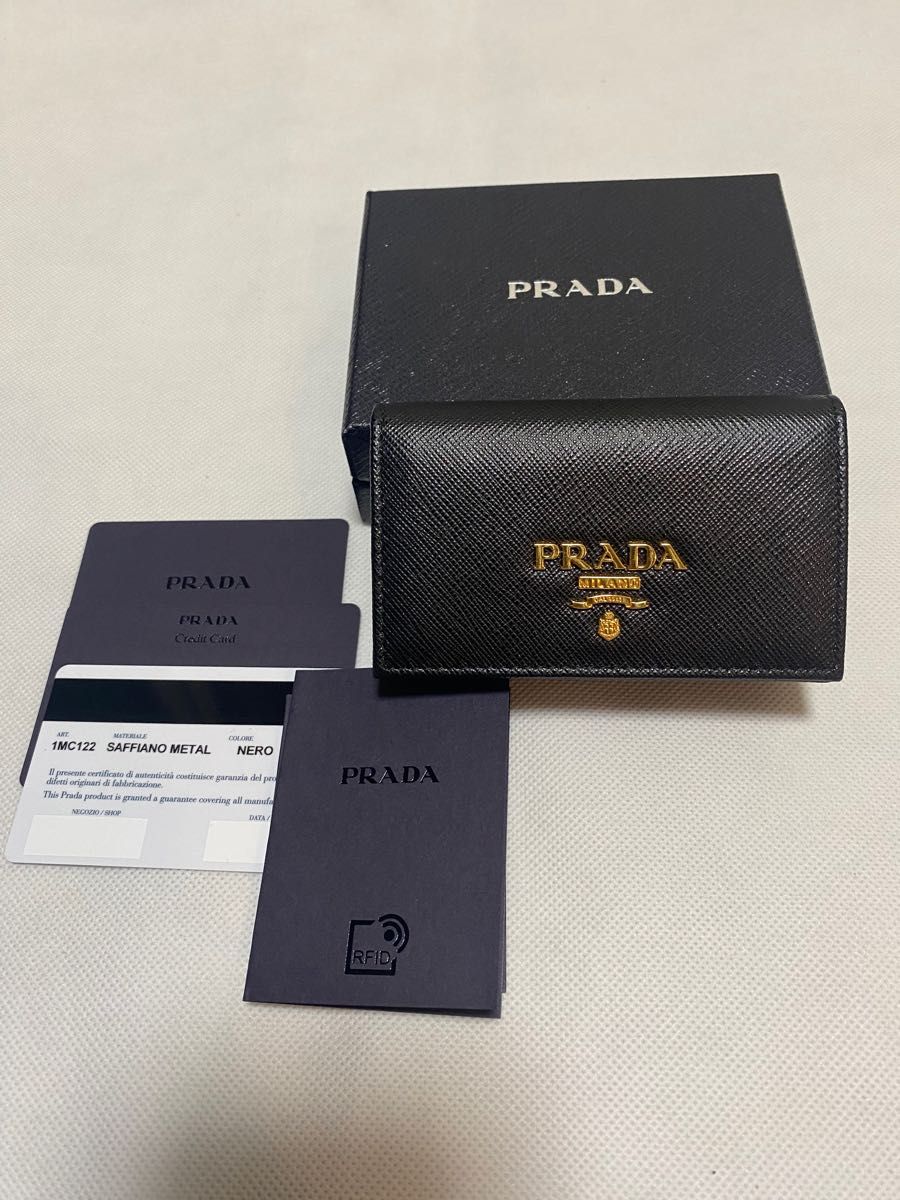 【新品未使用】PRADA プラダ　サフィアーノ　カードケース　名刺入れ　ブラック　テクノロジーラベル付き