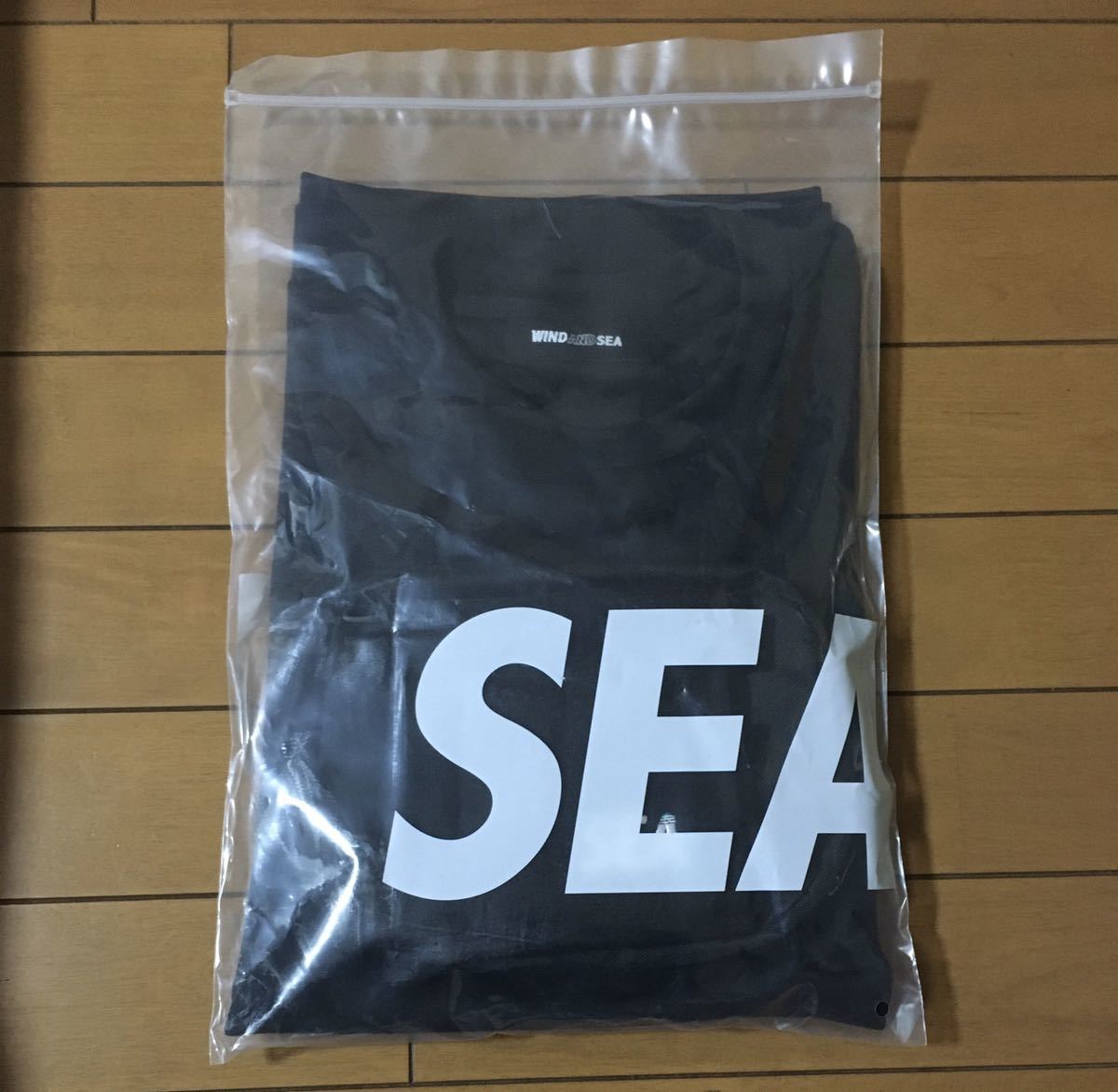 『新品』WIND AND SEA × SHISEIDO MEN★ Tシャツ ハンドタオル ポーチ 3点セット★資生堂 伊勢丹 ISETAN  ウィンダンシー サウナ