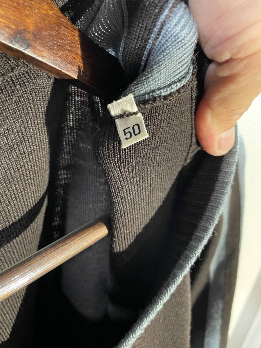 DOLCE&GABBANA ドルチェアンドガッバーナ　D &G Vネックニットセーター　中古品　サイズ50 L相当_画像5