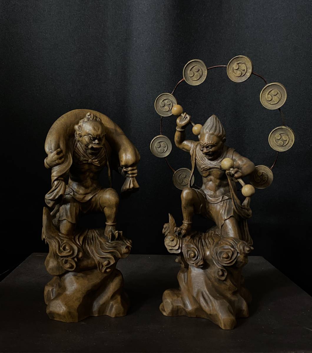 最初の  仏教工芸品　総柘植材　時代彫刻　古美術　木彫仏教　精密彫刻 仏師で仕上げ品　風神雷神図 美術品