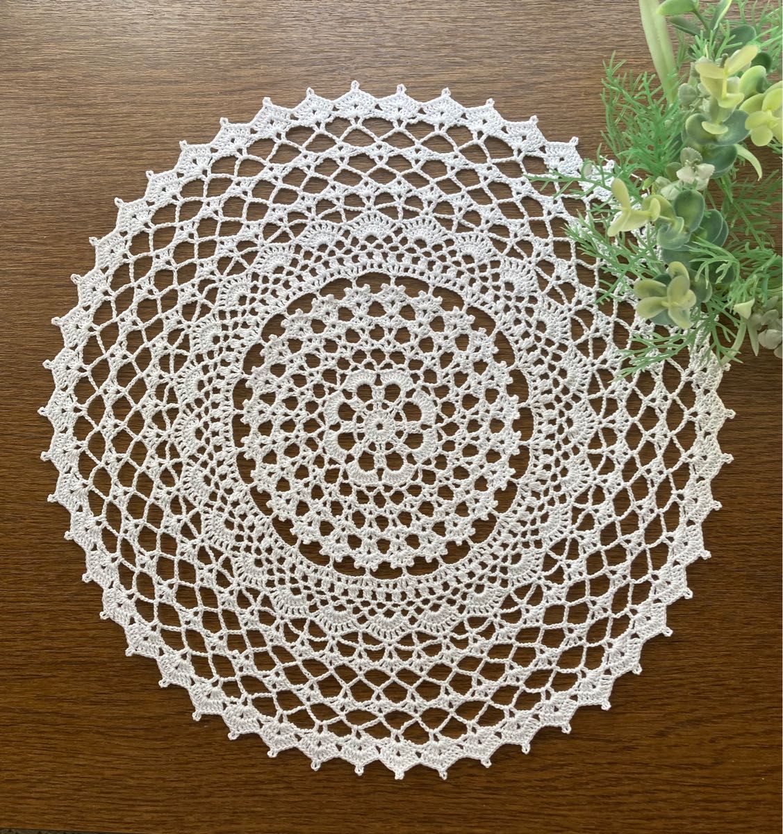 レース編みドイリーwelcomeホワイトハンドメイド - テーブル用品