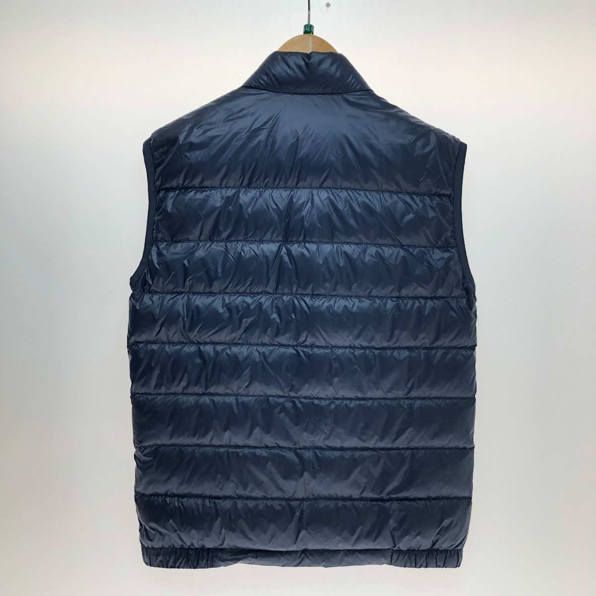 Bibian 比比昂- □□ PRADA プラダダウンベストジップアップSIZE Bibian 比比昂- □□ PRADA プラダダウンベストジップアップSIZE
