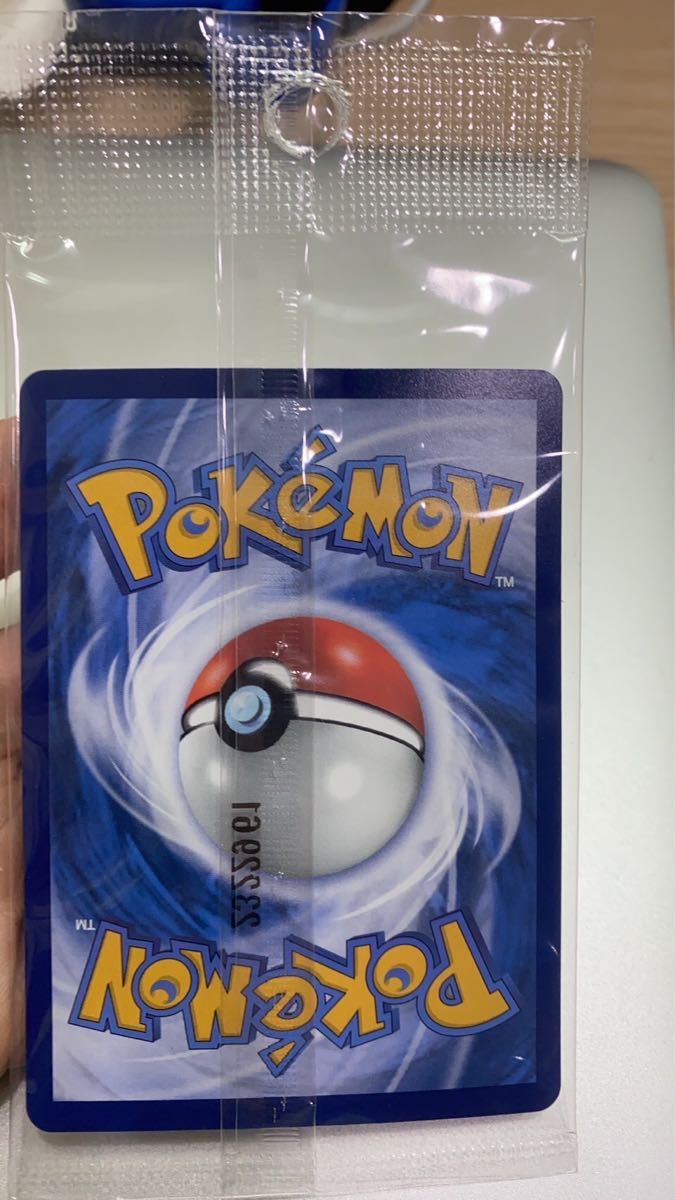 新品】ビクティニex sar台湾限定 中国語ポケモンカード 052/sp v 新品】ビクティニex sar台湾限定 中国語ポケモンカード 052/sp v
