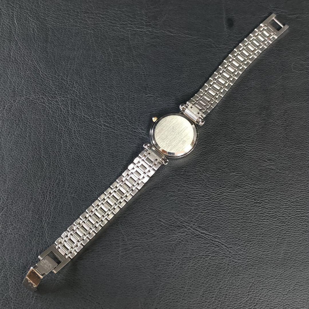 極美品【稼働品】SEIKO　セイコーエクセリーヌ　ホワイト　シルバー　クォーツ_画像6