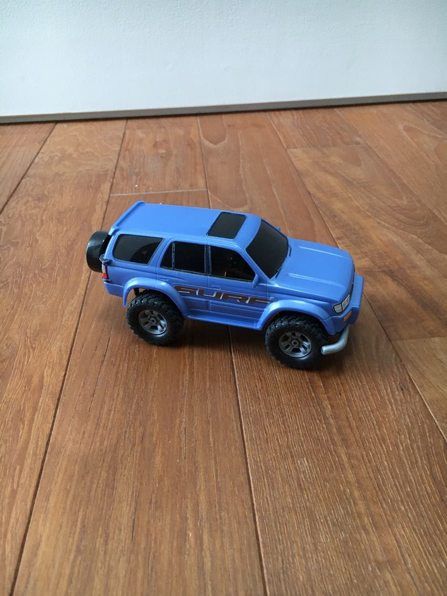 ハイラックスサーフ  185  4runner トヨタ ミニカー　ミニ四駆