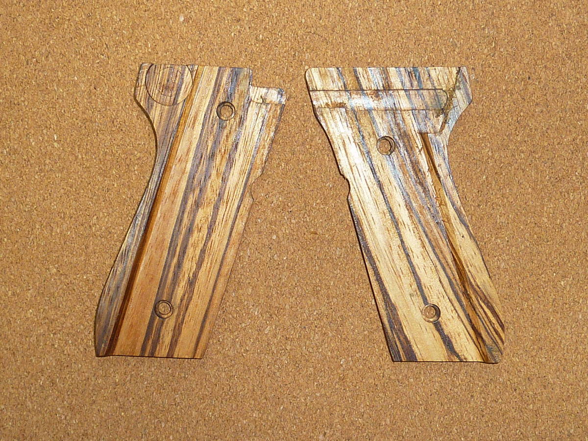 M92FS BERETTA WA ウエスタンアームズ ウッドグリップ ベレッタ グリップパネル 木グリ Wood Grip ベレッタ 木製グリップ L1801_画像5