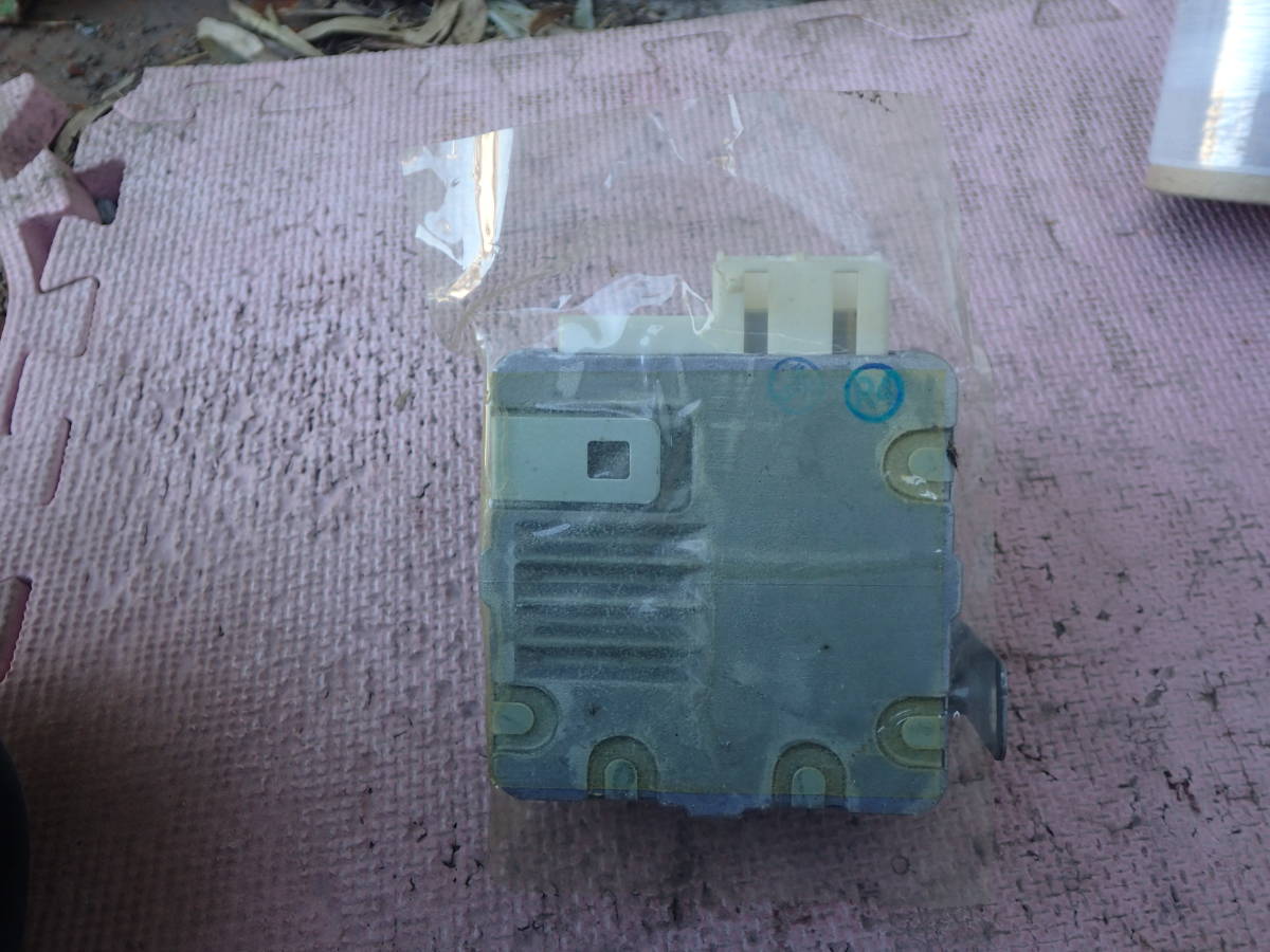 item_image_3