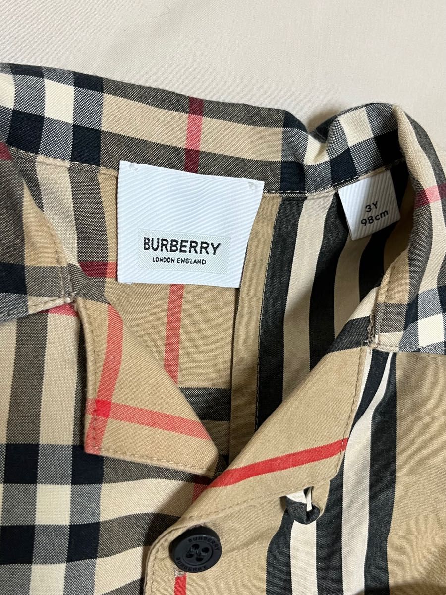 【中古品】　Burberry バーバリー　キッズ 半袖シャツ　バーバリーチェック　98cm 3y