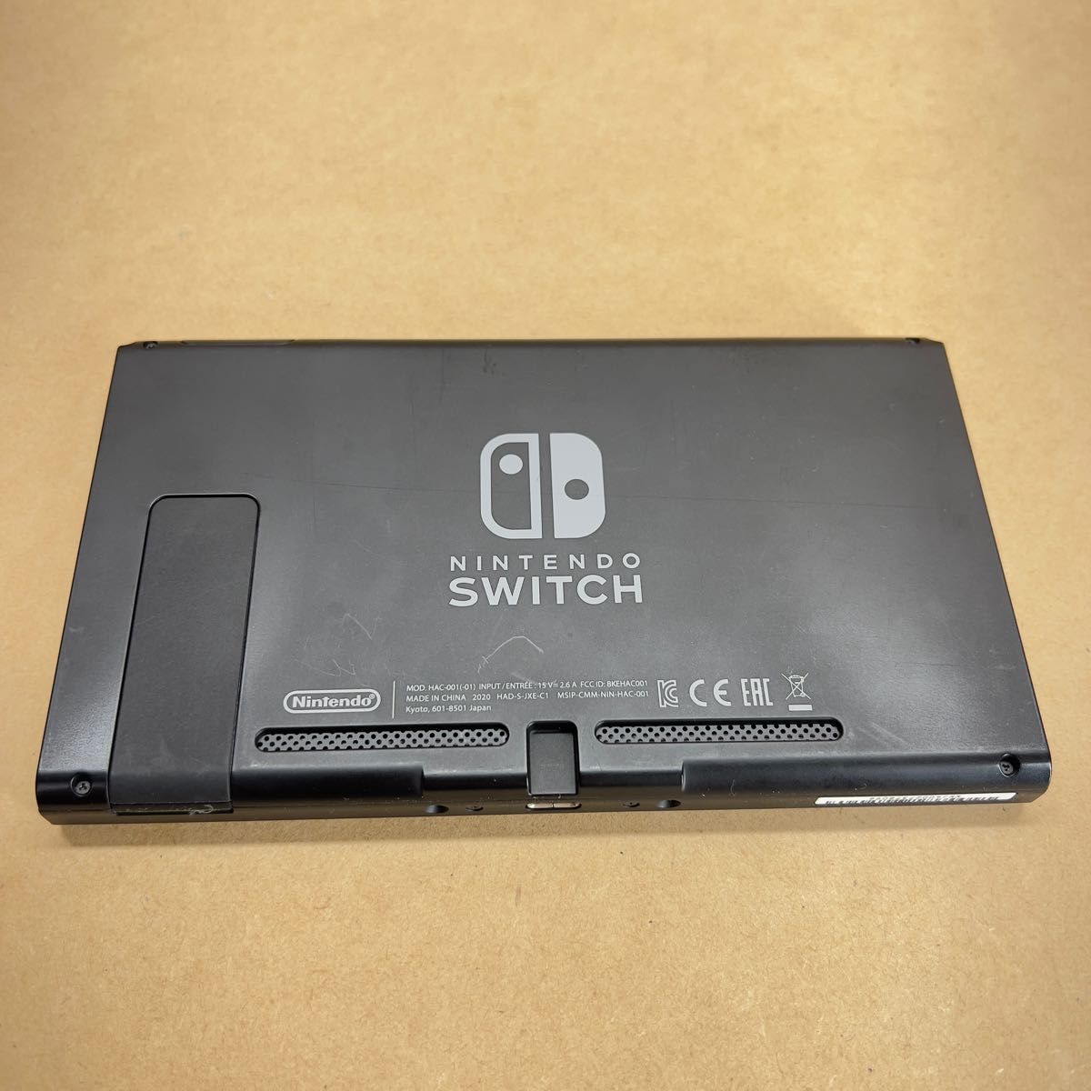 《Switch》新型・バッテリー拡張モデル 本体のみ 2020年製 ニンテンドースイッチ