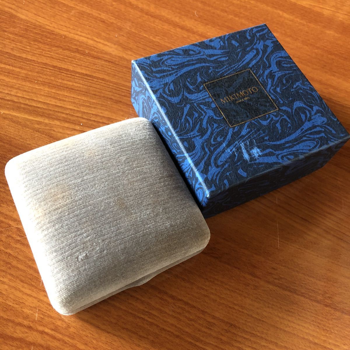 送料無料〉ミキモト ギフトボックス 空箱 空き箱 ブローチ用 送料無料〉ミキモト ギフトボックス 空箱 空き箱 ブローチ用