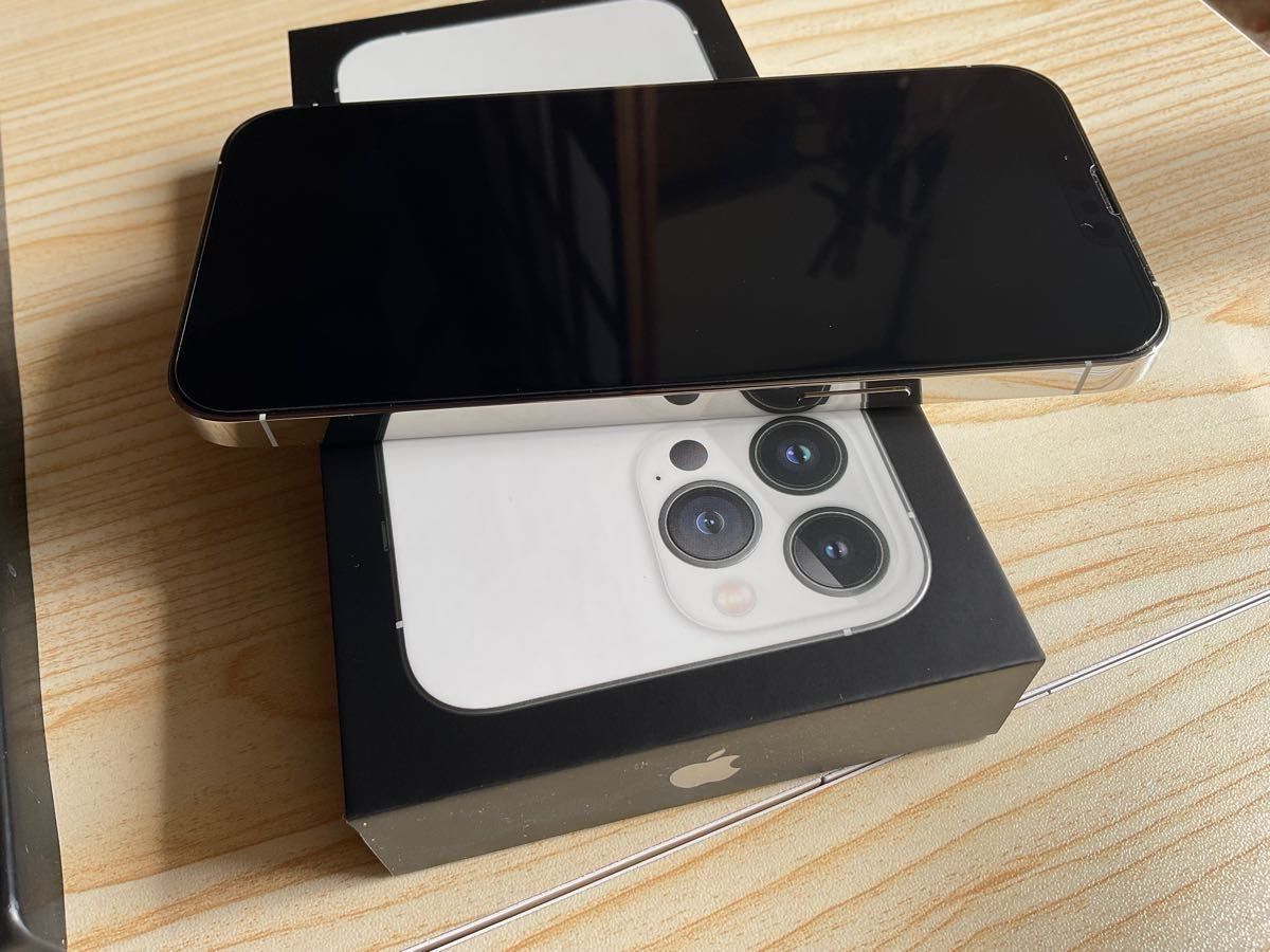 美品】Apple iPhone 13 Pro Max 256GB SIMフリー 最終値下げ 美品】Apple iPhone 13 Pro Max 256GB SIMフリー 最終値下げ