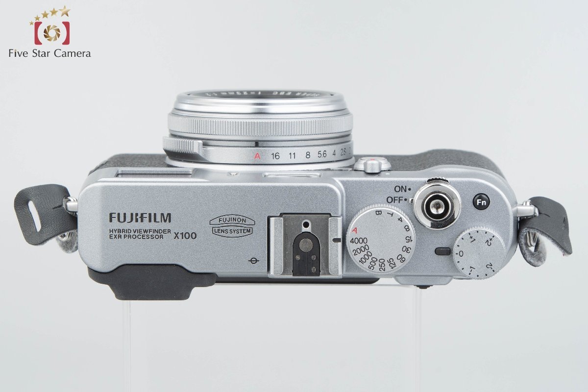 【中古】FUJIFILM 富士フイルム FINEPIX X100 シルバー コンパクトデジタルカメラ_画像8