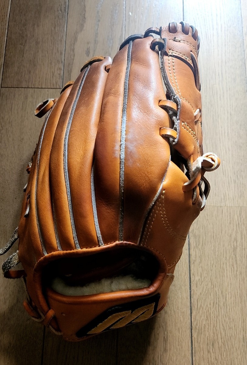 横浜ベイスターズ 25 村田修一選手 直筆サイン入り 実使用 横浜ベイスターズ 25 村田修一選手 直筆サイン入り 実使用