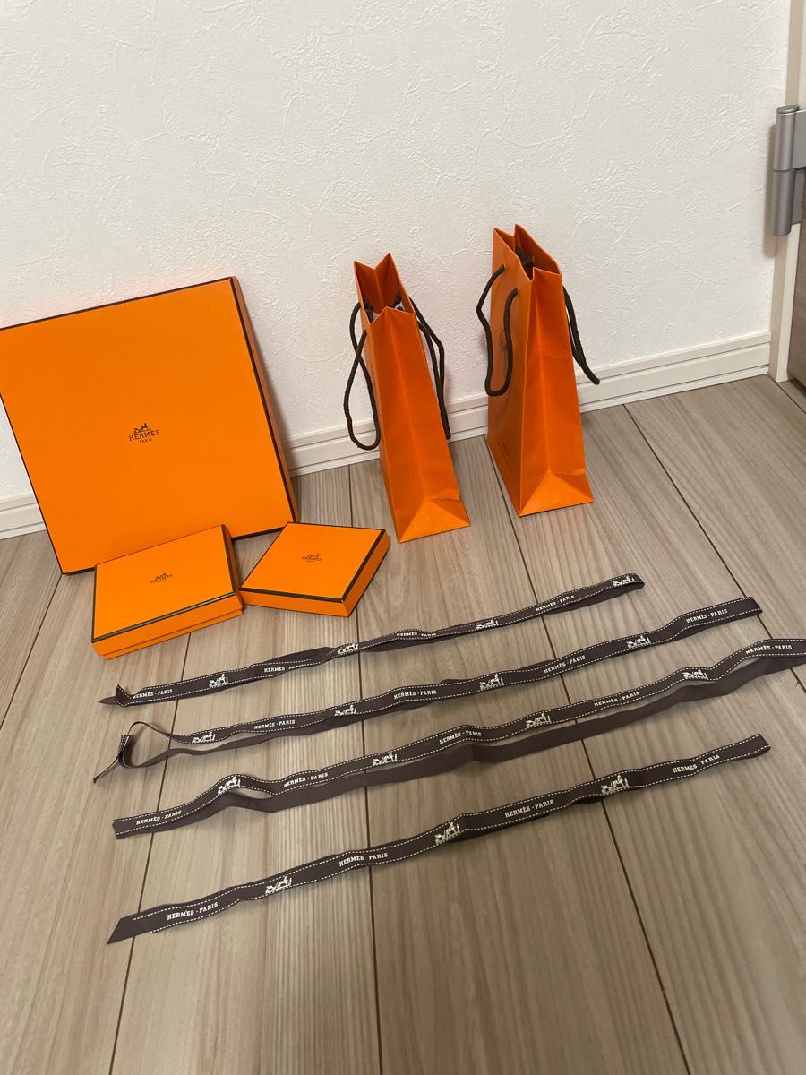 HERMES エルメス　箱　ショッパー　リボン　約4m ショップ袋　まとめ売り 空箱 空き箱 エルメス