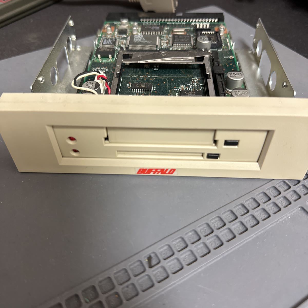 【送料込み】内蔵用 SCSI接続PCカード&CFリーダー 「MCR-SFB」Buffalo製品 X68000で軽く動作確認