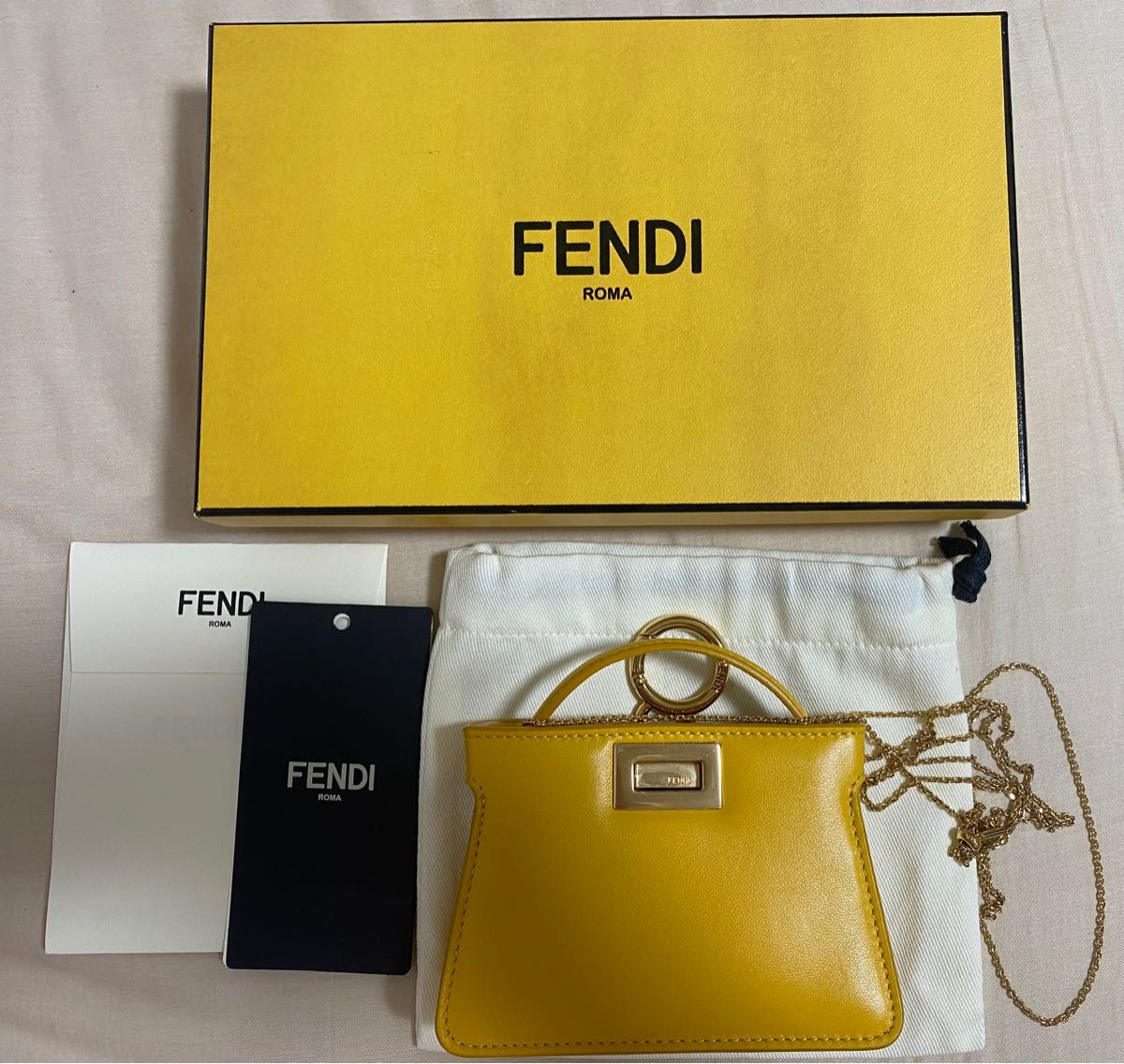 FENDI フェンディ　ナノピーカブー　チャーム　未使用　正規品