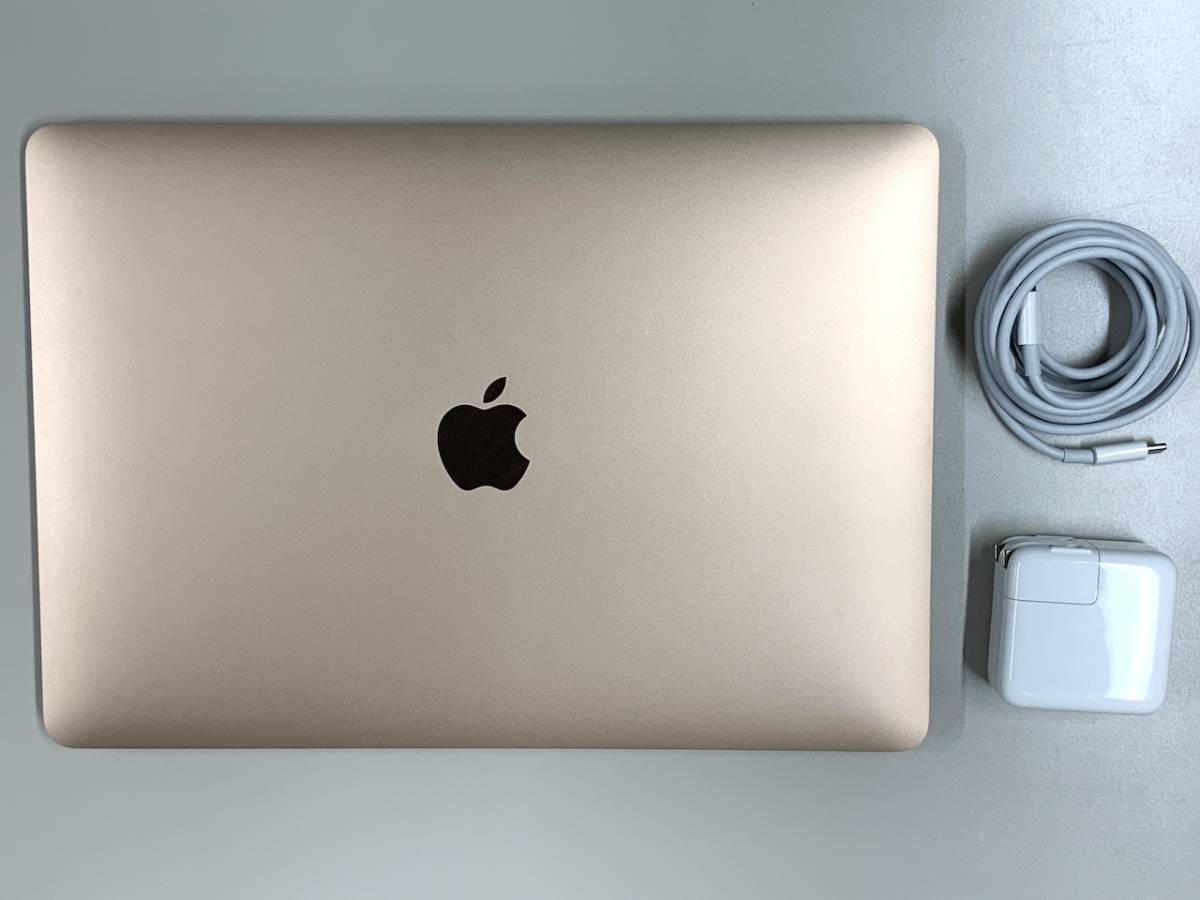 美品 MacBook Air Retina 2020 充電24回 Apple M1 8-core GPU 16GB