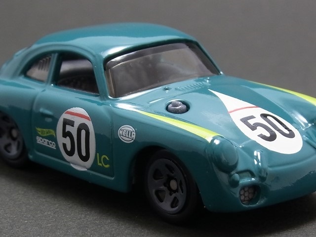 ★★★日曜夜★未開封新品★PORSCHE 356A OUTLAW★SPARCO★HELLA★HOT WHEELS_画像1