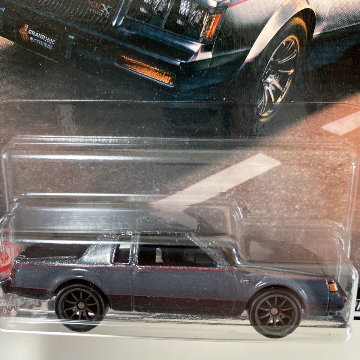 ホットウィール ’87 Buick Regal GNX ビュイック リーガル Boulevard ブールバード Hot Wheels_画像2