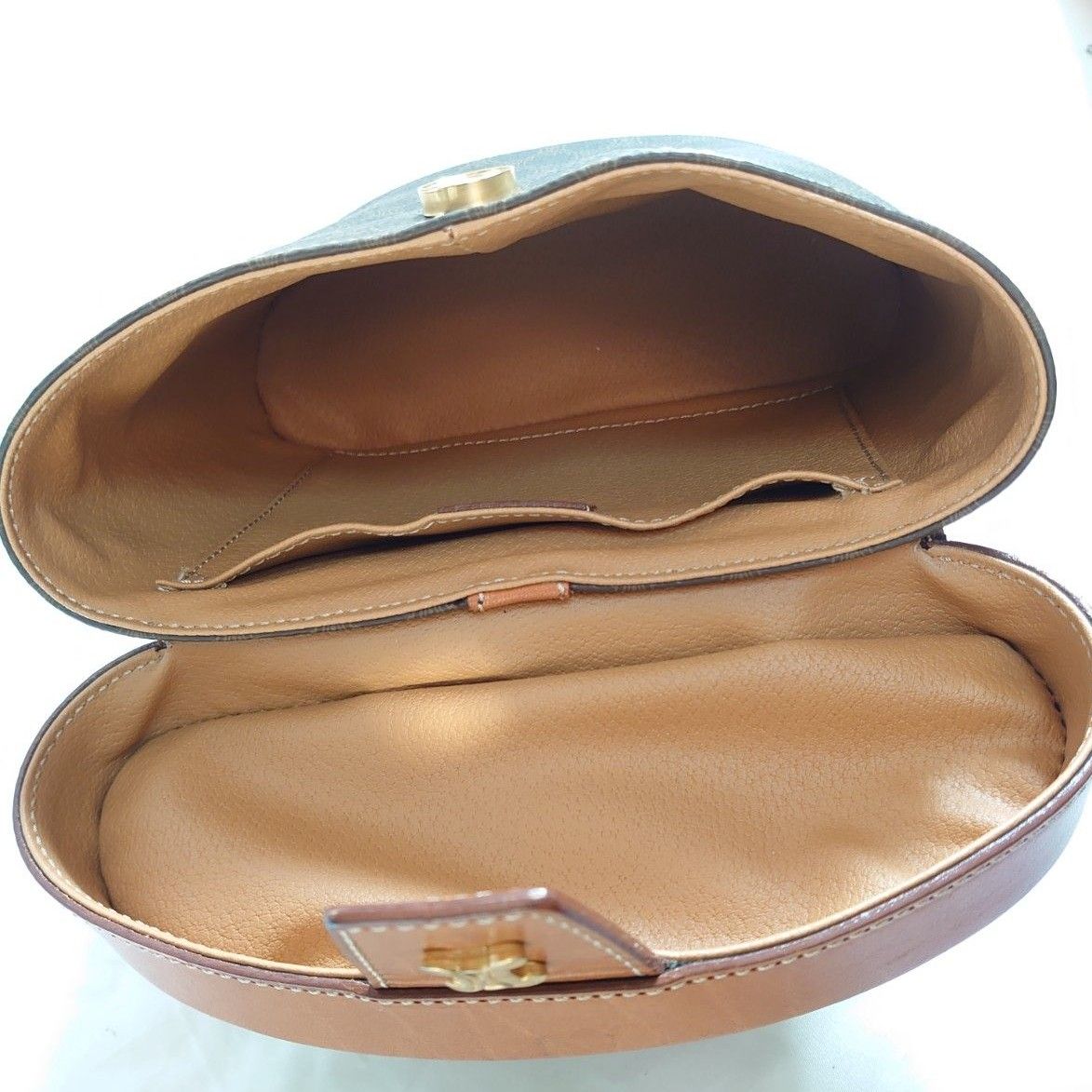 美品 CELINE マカダム柄 ポーチ バニティバッグ 2way|Yahoo 美品 CELINE マカダム柄 ポーチ バニティバッグ 2way|Yahoo