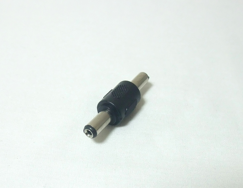 外径5.5mm内径2.1mmDCジャックをDCプラグに変換するアダプタ3個セット（オス-オス、新品）_画像1