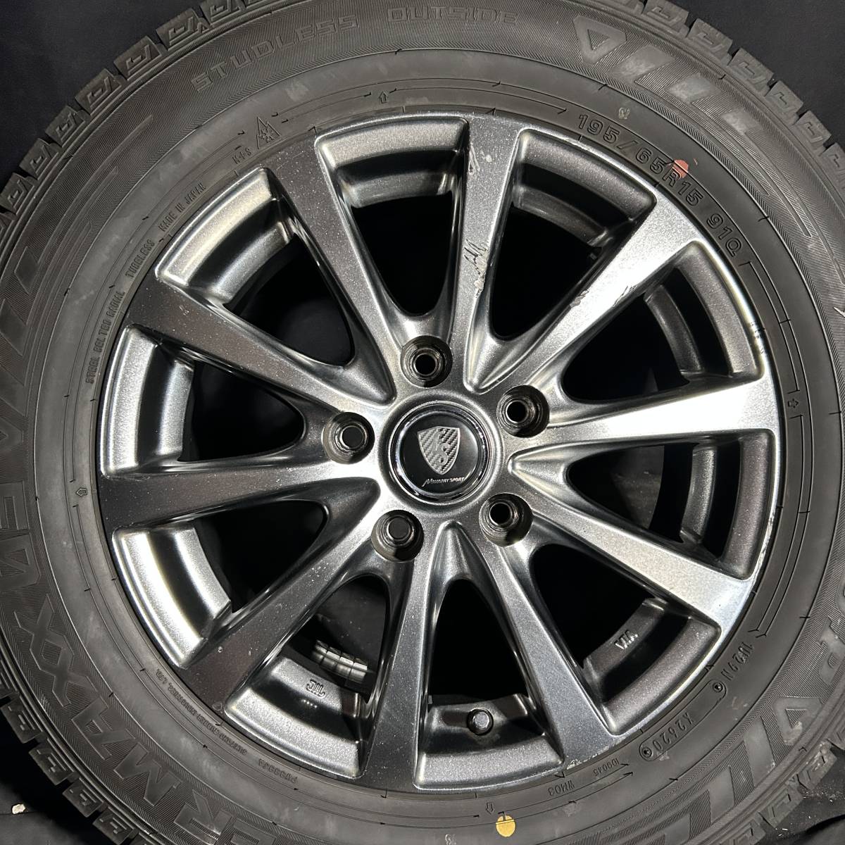 バリ山★ 195/65R15 ダンロップ WM03 スタッドレス 6J ＋50 5穴PCD114.3 アイシス,エスクァイア,ノア,ヴォクシー,ステップワゴン,フリード_画像5